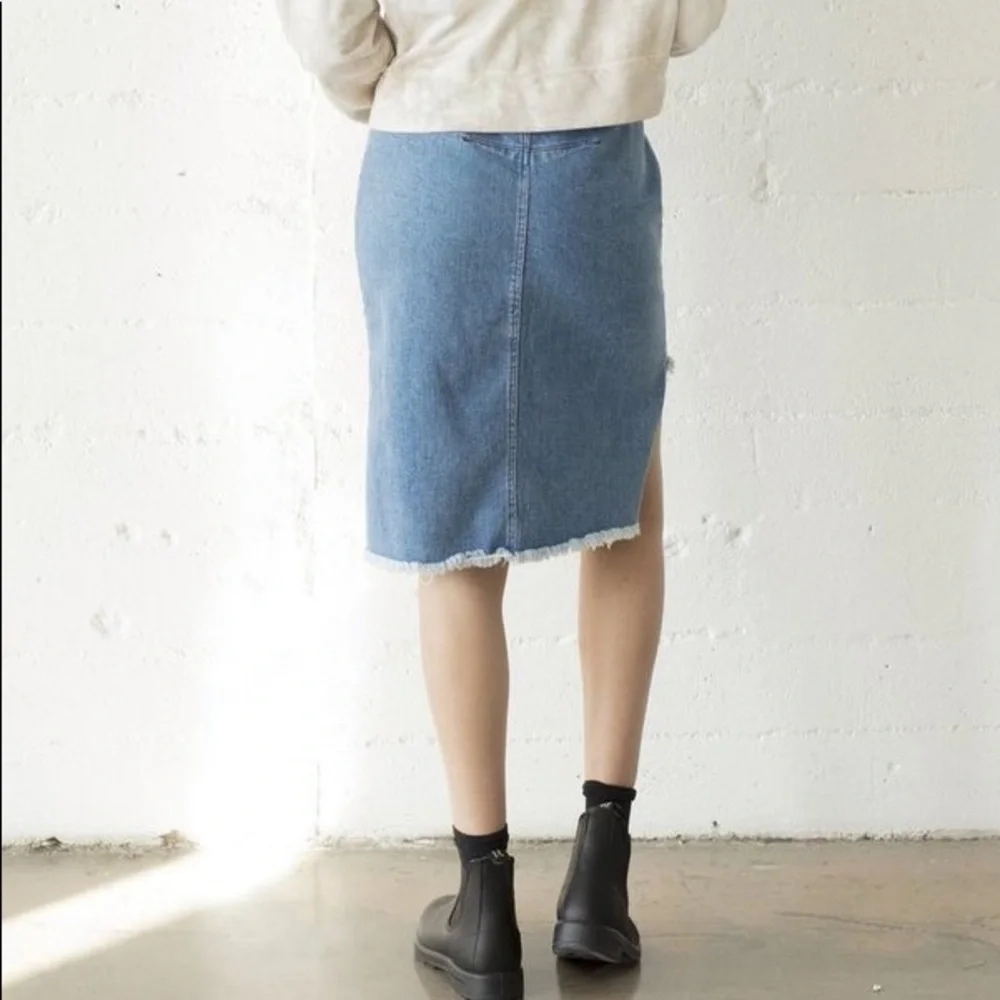 R.G. Kane Raw Hem Cut out Denim Skirt high rise straight‎ a-line